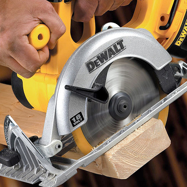 DeWalt® - Wood Circular Saw