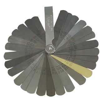 Lisle® - Deluxe™ 0.0015 to 0.035" SAE and Metric Staight Feeler Gauge Set