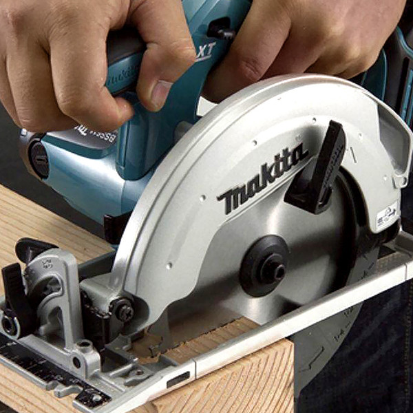 Makita® - 18V LXT Lithium-Ion Cordless Combo Kit