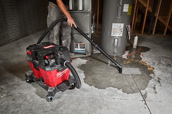 Milwaukee® 0910-20 - M18 FUEL™ 6 gal Wet/Dry Vacuum