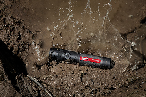 milwaukee 1100 lumen flashlight Milwaukee 2161-21 USB Rechargeable 1100L Twist Focus Flashlight