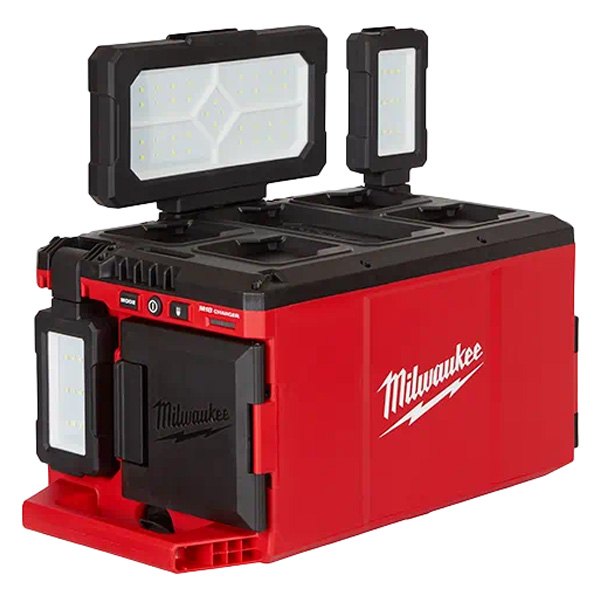 Milwaukee® - M18™ PACKOUT™ 3000 lm LED 2-in-1 Work Light/Charger