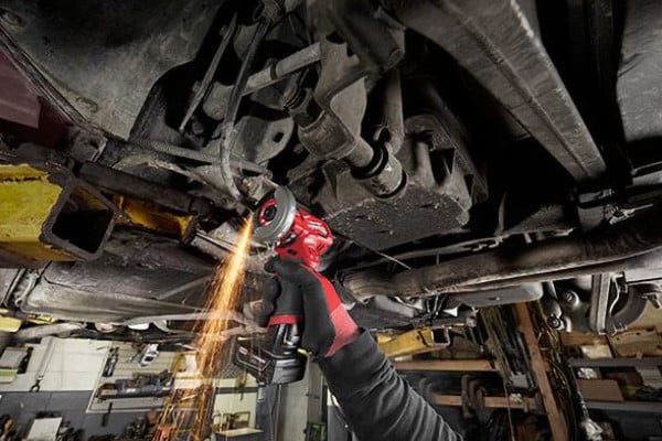 Milwaukee® 2522-21XC - 3