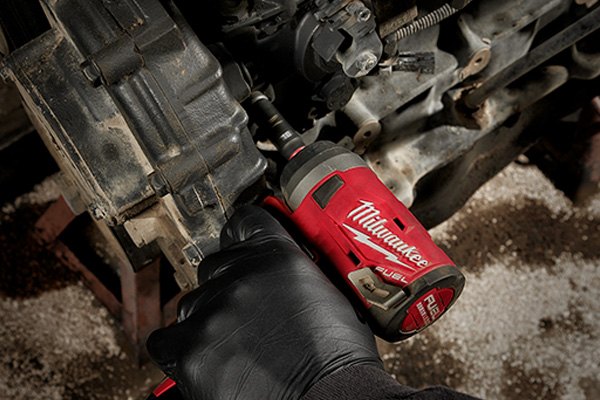 Milwaukee SHOCKWAVE 1/4 in. Drive SAE 6 Point Impact Socket Set (10-Piece)